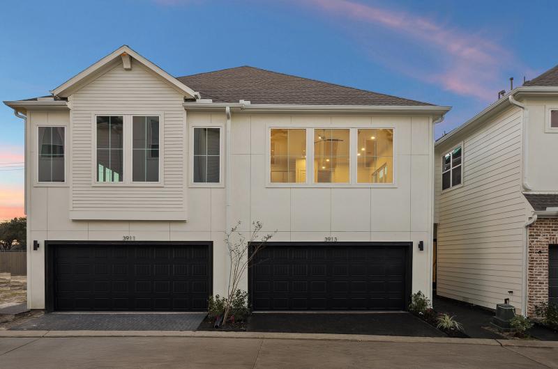 3913 Willowbend Point